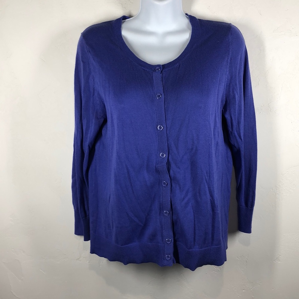Gap Button Down Cardigan Size Medium - image 1